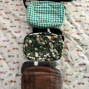 NWT BAGGU Camera Crossbody